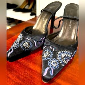 Embroidered Pointed Toe Heels